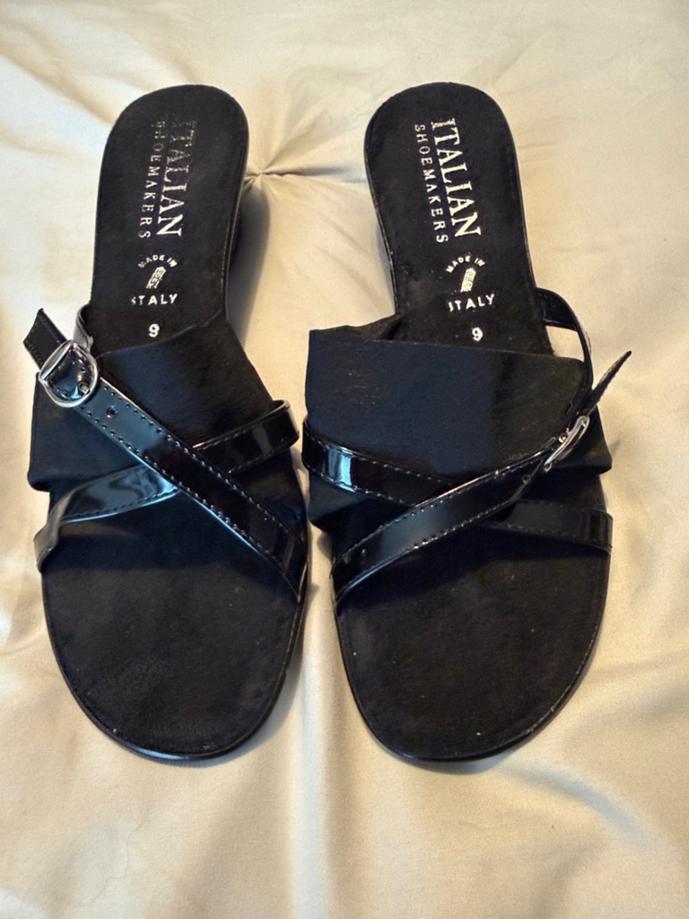Italian Shoemakers Black Leather Strap Sandals